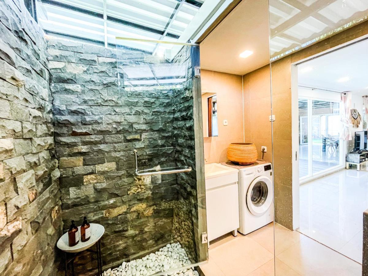 Villa Kotak Surfers Escape Reopening Rates Apply Now 塞隆贝拉纳克 外观 照片